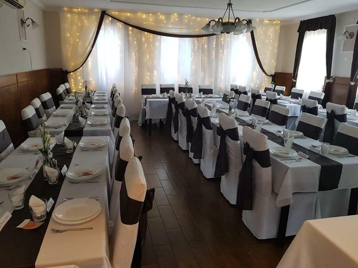 Ligetalja Termál Hotel Peneszlek Exterior foto
