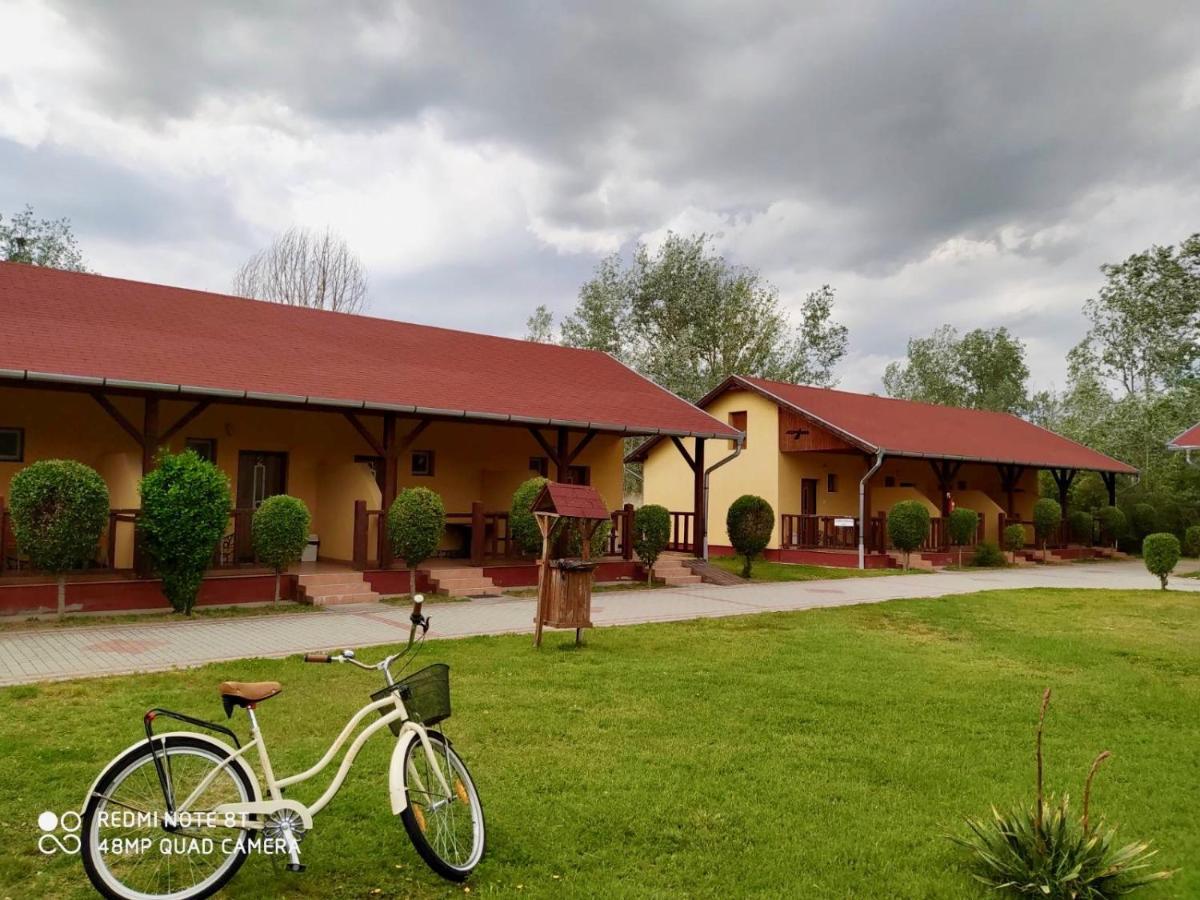 Ligetalja Termál Hotel Peneszlek Exterior foto