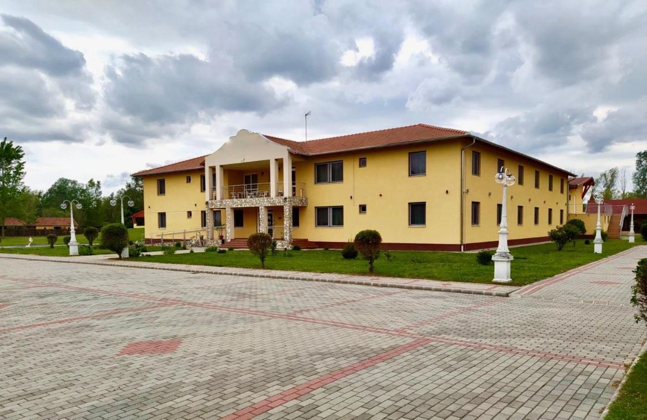 Ligetalja Termál Hotel Peneszlek Exterior foto